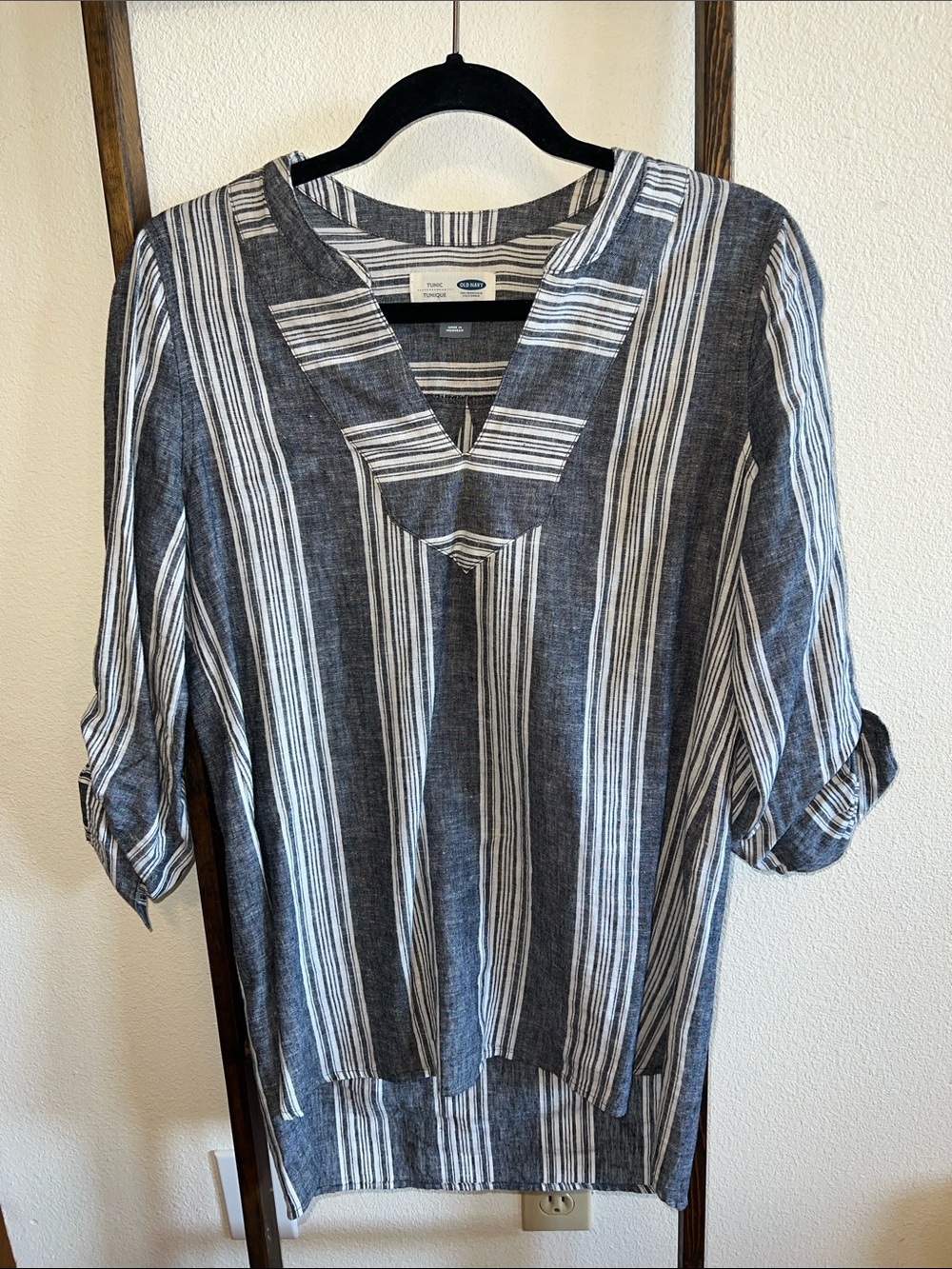 Old Navy Tunic Striped Gray & White Size Small